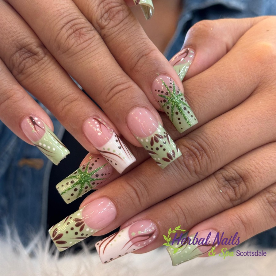 Herbal Nails & Spa at Lincoln- Scottsdale Marketplace